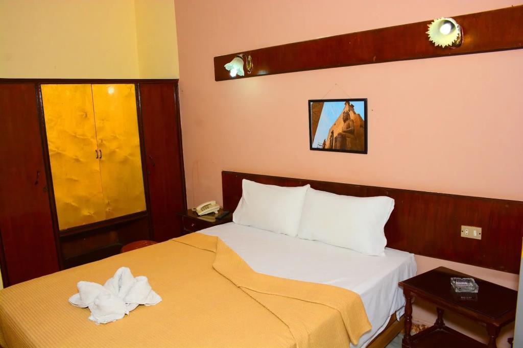 hotel shady 3*