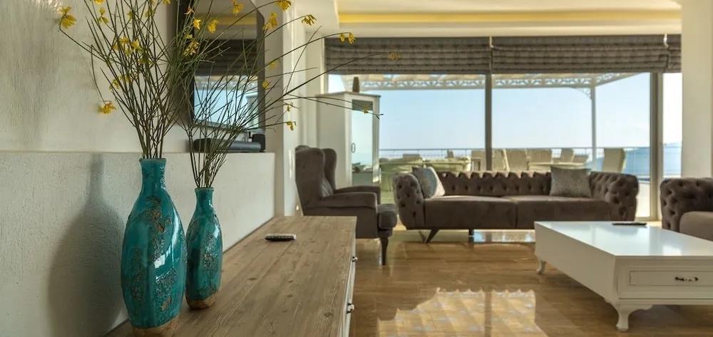 Villa Infinity 0*