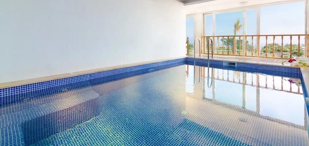 Villa Infinity 0*