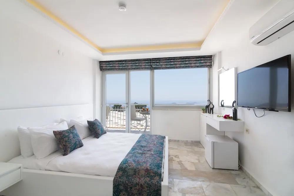 Villa Infinity 0*