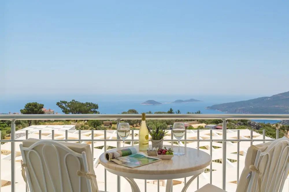 Villa Infinity 0*