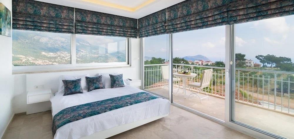 Villa Infinity 0*