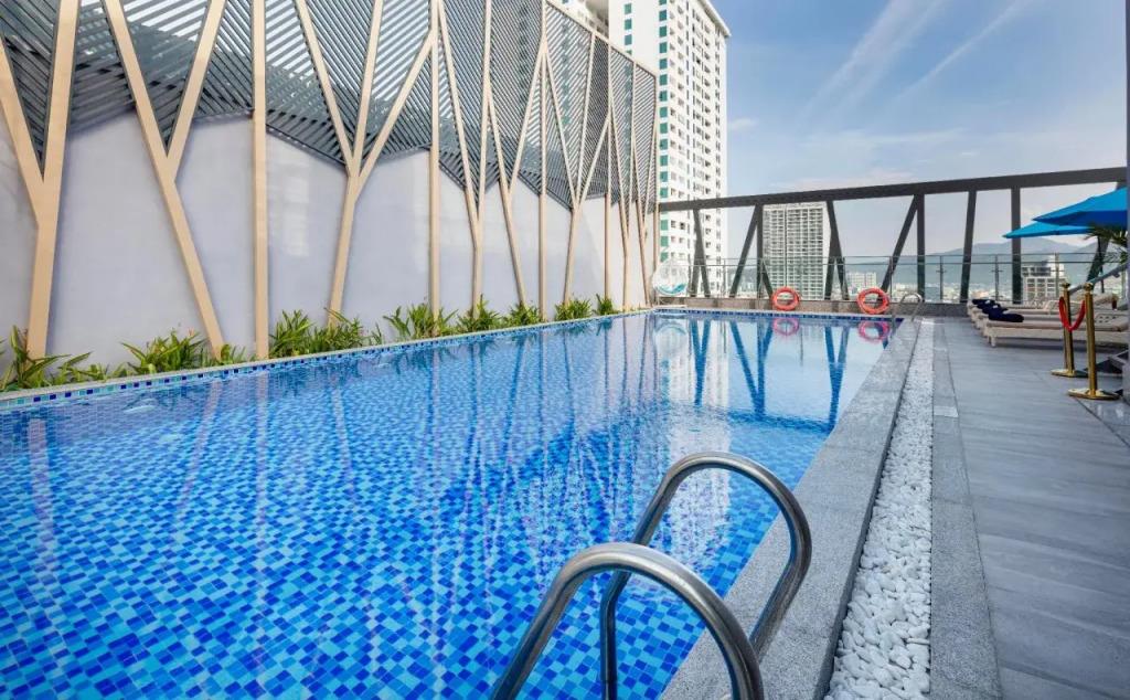 Art Nest Hotel Nha Trang 5*