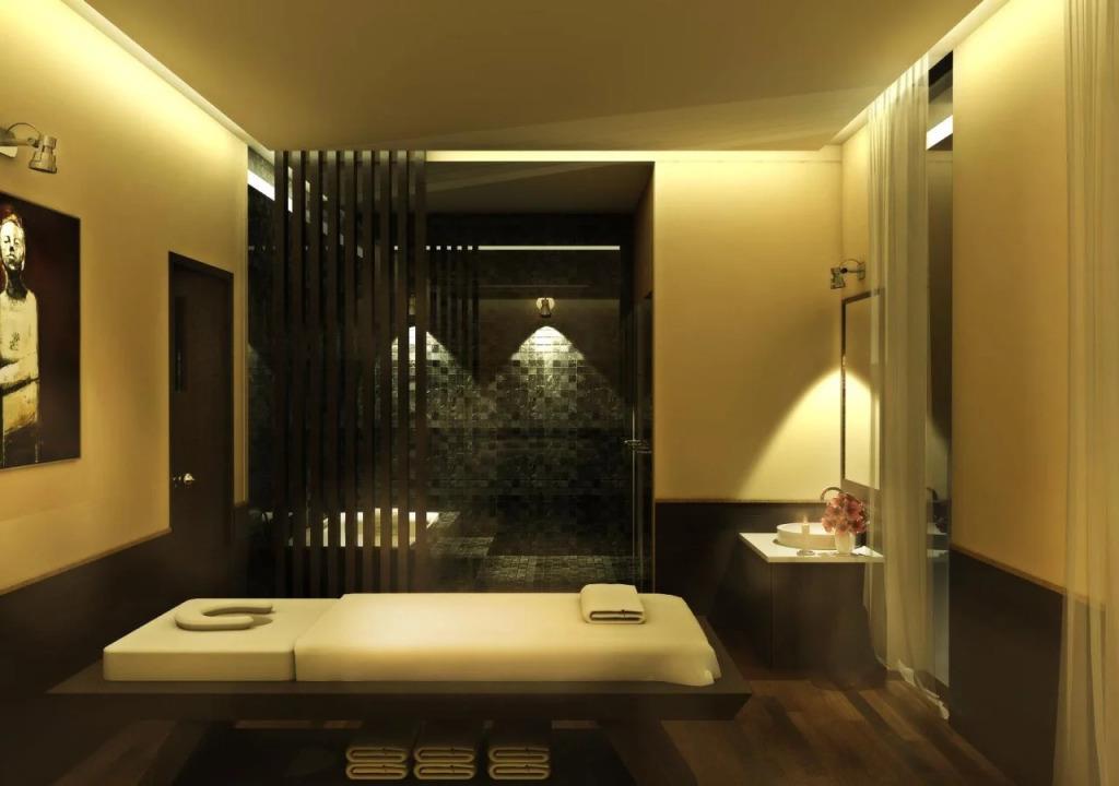 Art Nest Hotel Nha Trang 5*