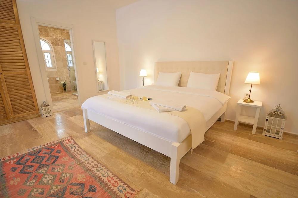 Villa Blanche Otel 0*