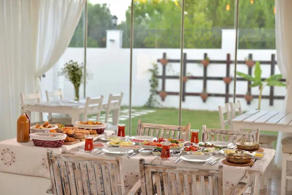 Villa Blanche Otel 0*