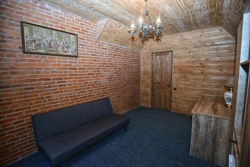 Chateau Chikovani 3*