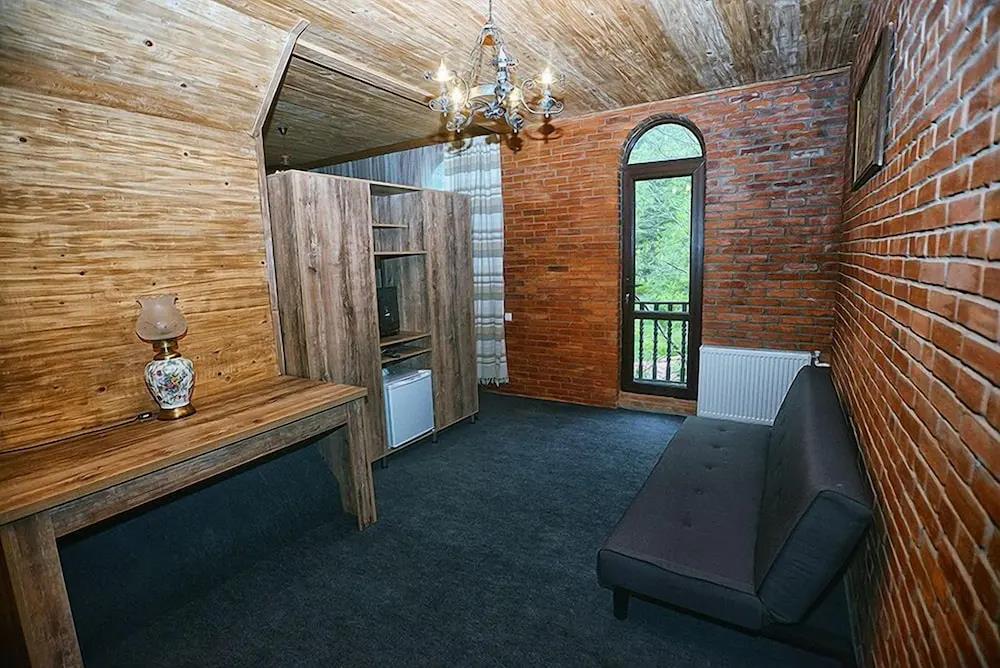 Chateau Chikovani 3*
