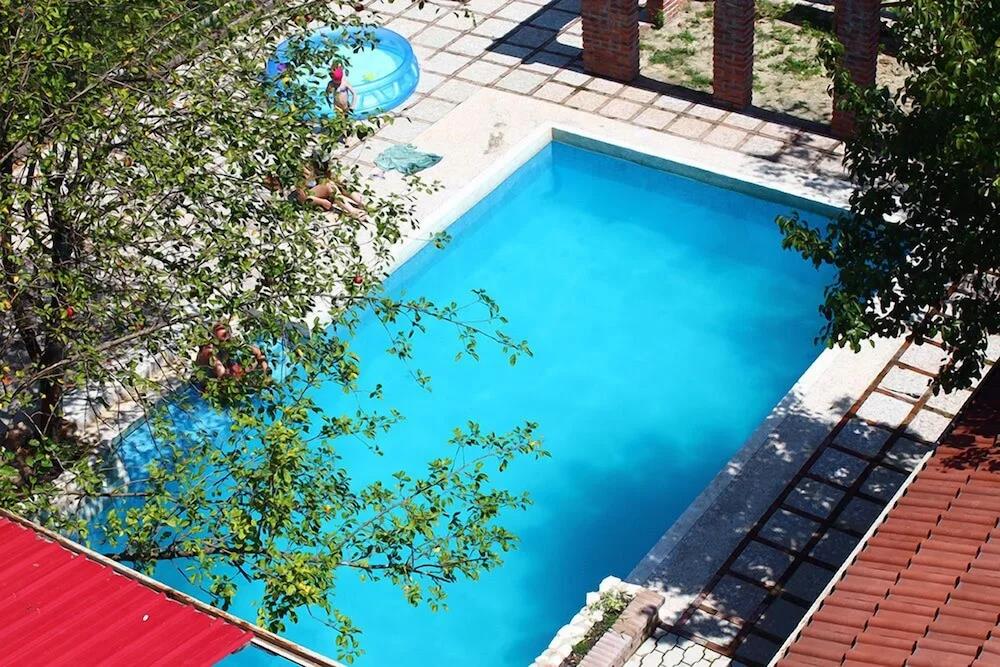 Chateau Chikovani 3*