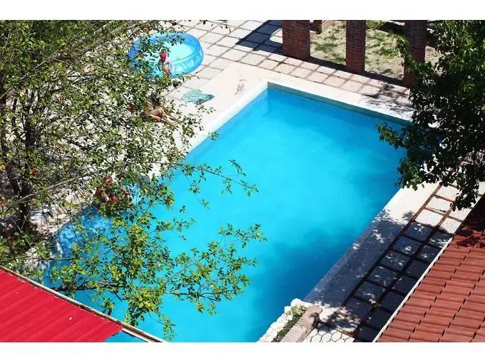 Chateau Chikovani 3*
