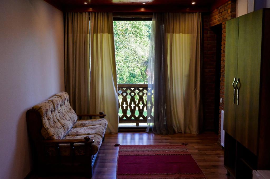 Chateau Chikovani 3*