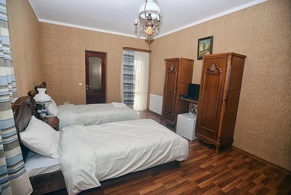 Chateau Chikovani 3*