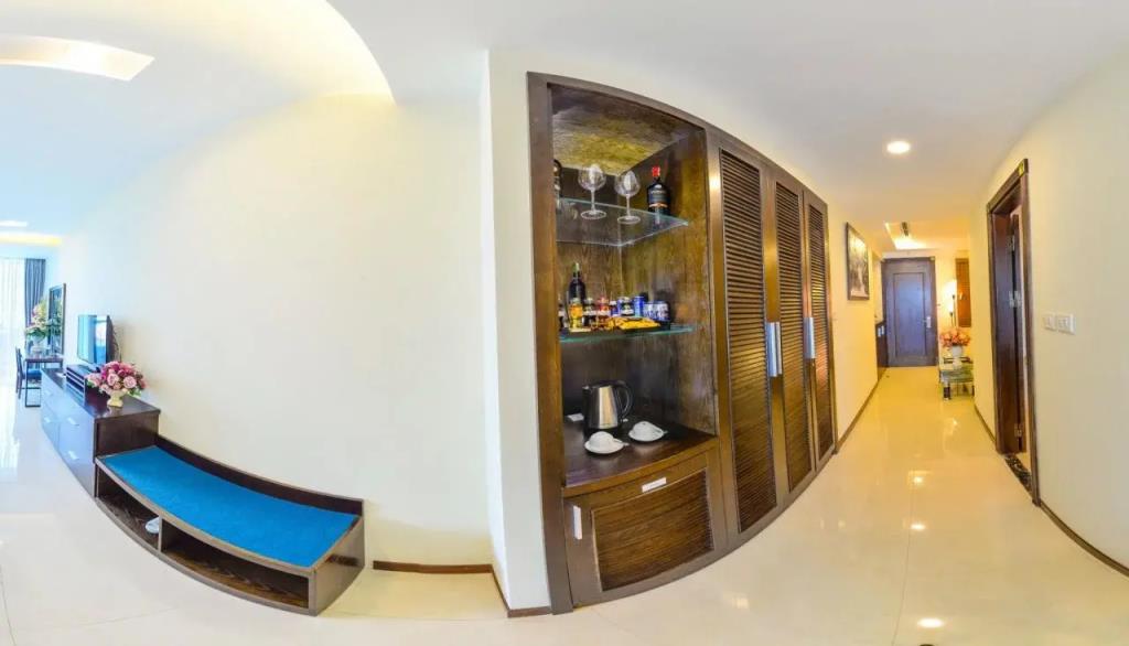 Brilliant Me Tri Hotel & Spa 3*