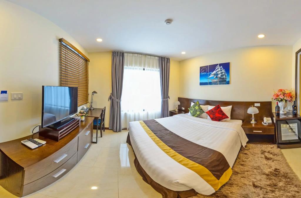 Brilliant Me Tri Hotel & Spa 3*