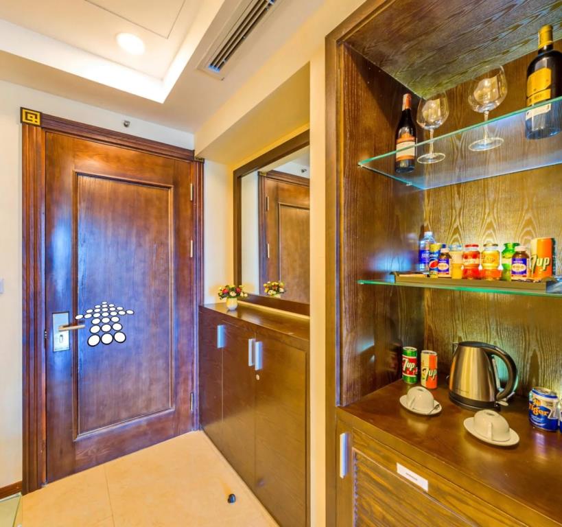 Brilliant Me Tri Hotel & Spa 3*