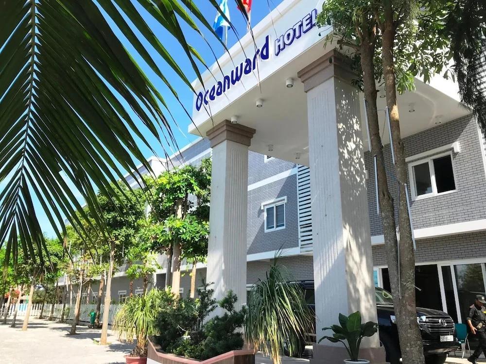 Oceanward Hotels & Resorts 3*