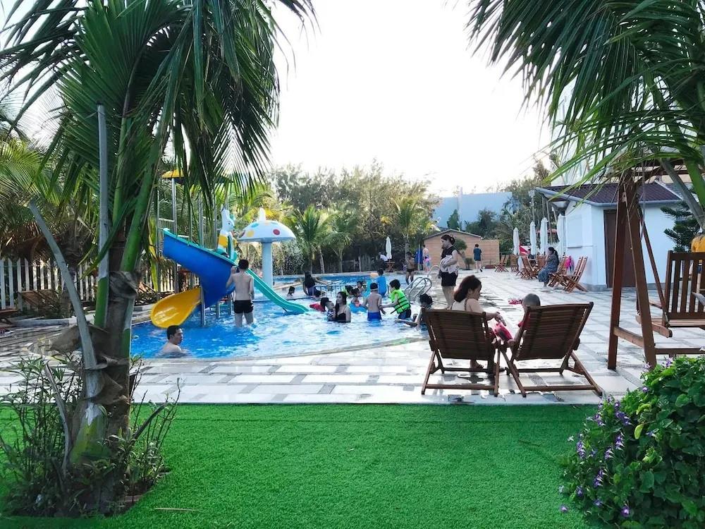 Oceanward Hotels & Resorts 3*