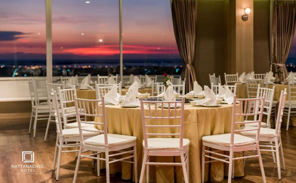 Rattanachol Hotel 4*