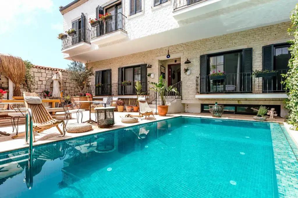 Alachi Hotel 0*