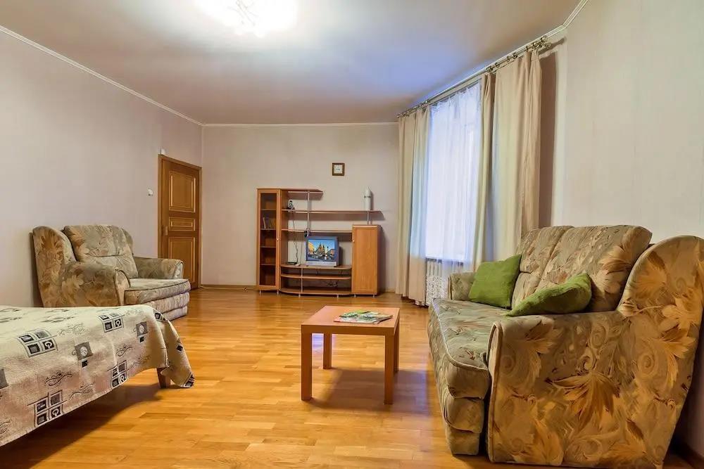 Friends apartment on Nevsky 112 0*