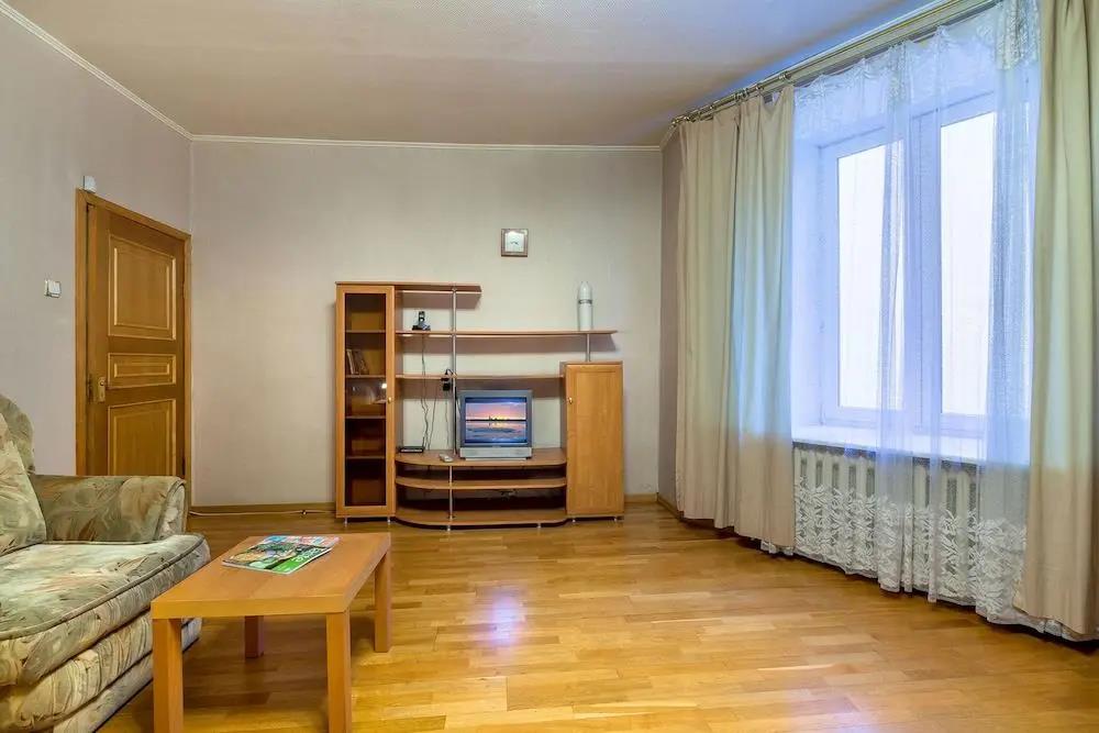 Friends apartment on Nevsky 112 0*