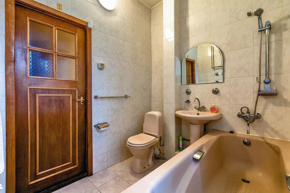 Friends apartment on Nevsky 112 0*