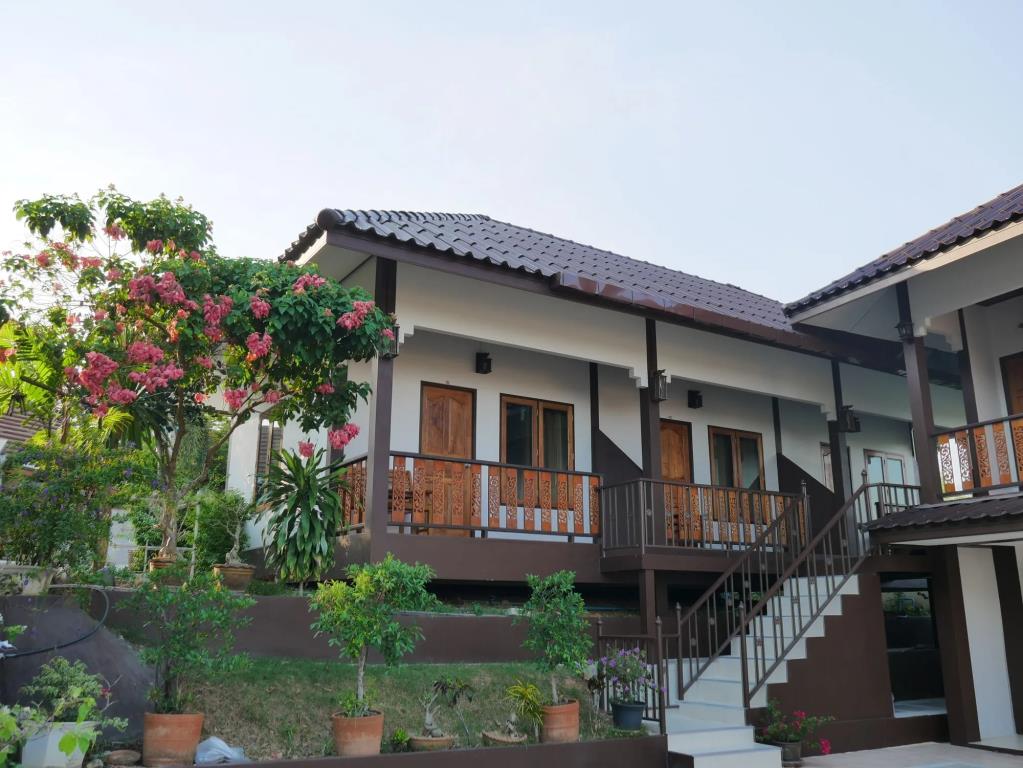 Pattana Resort 2*