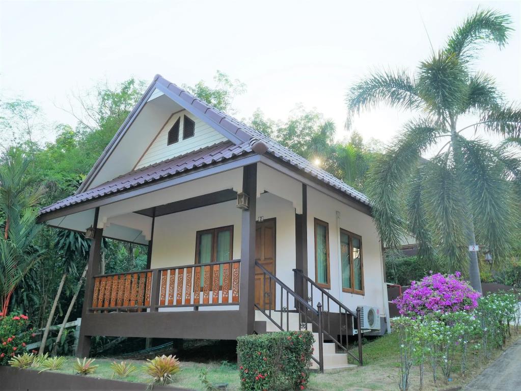 Pattana Resort 2*