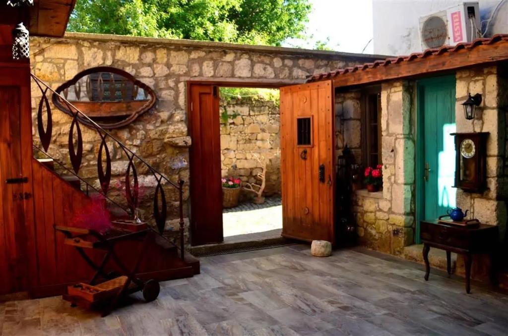 Mahzen Alacati Butik Otel 0*