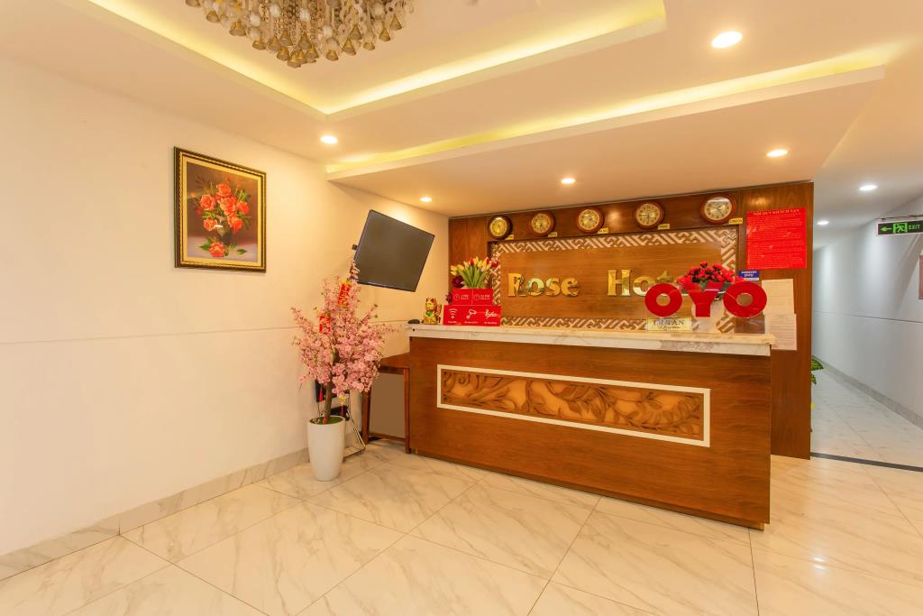 Rose Hotel 2*