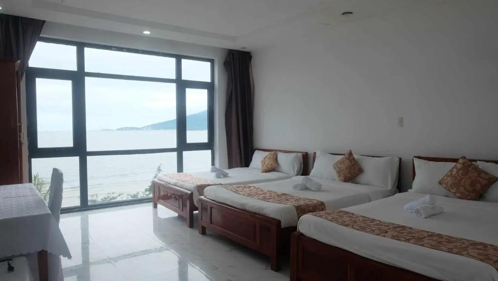 Rose Hotel 2*