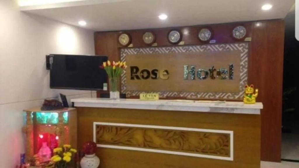 Rose Hotel 2*