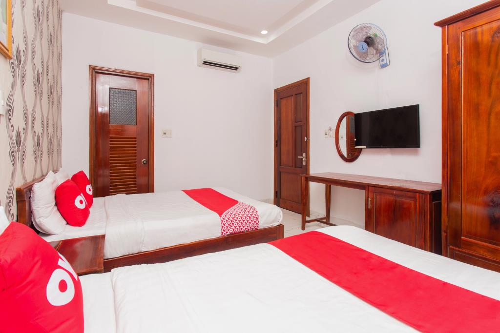Rose Hotel 2*