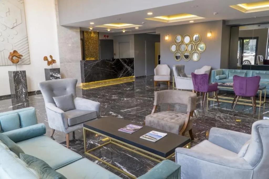 Greymark Hotel 0*