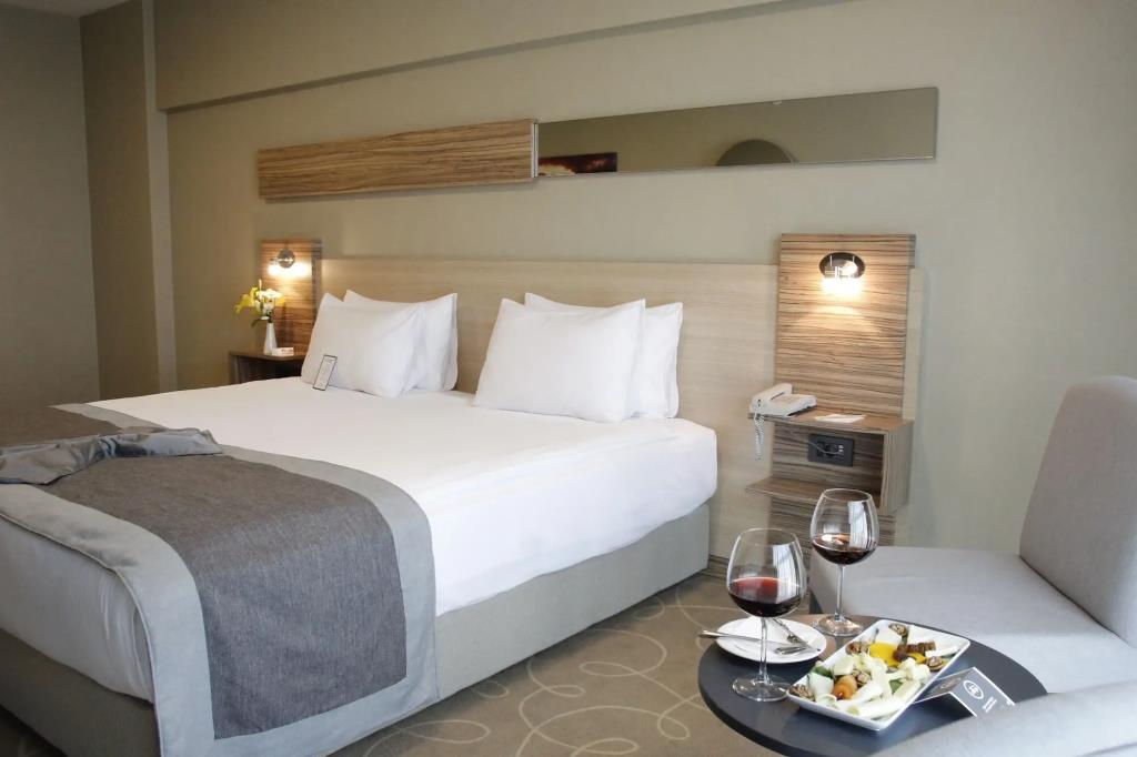 Greymark Hotel 0*