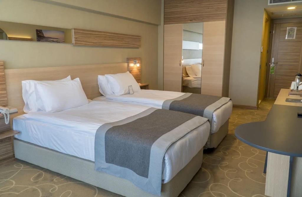 Greymark Hotel 0*