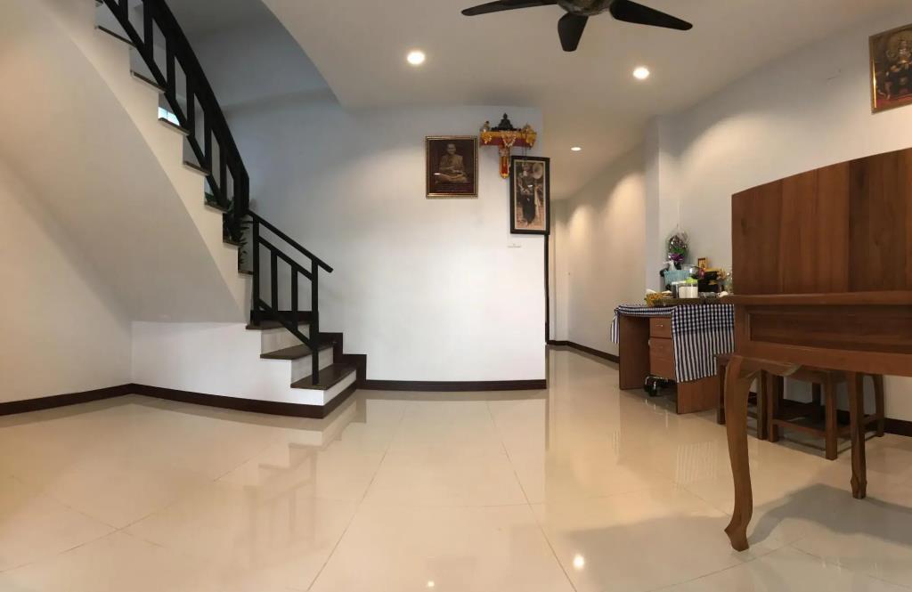 Baan Chaisri 2*