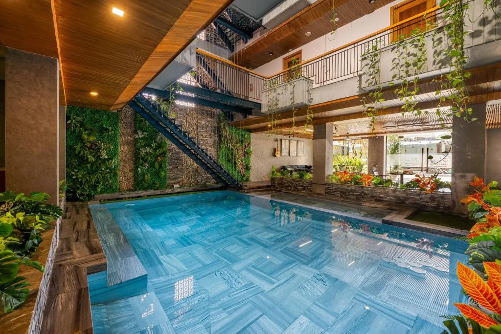 Lahome Boutique Villa and Apartment 3*