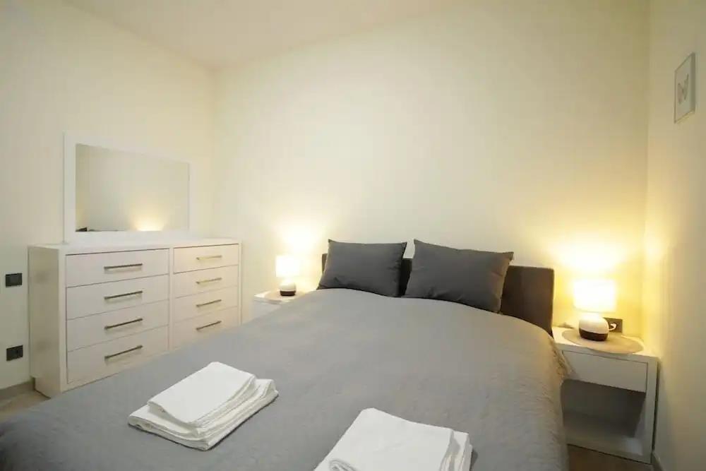 KNJZ Seaview Apartment 0*