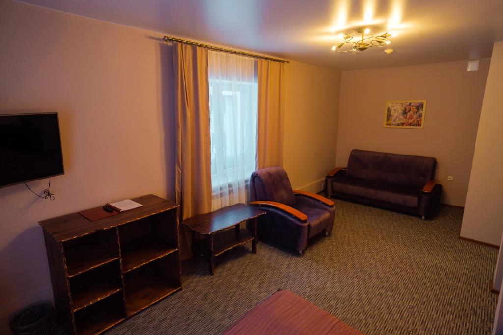 Kiya Hotel 0*