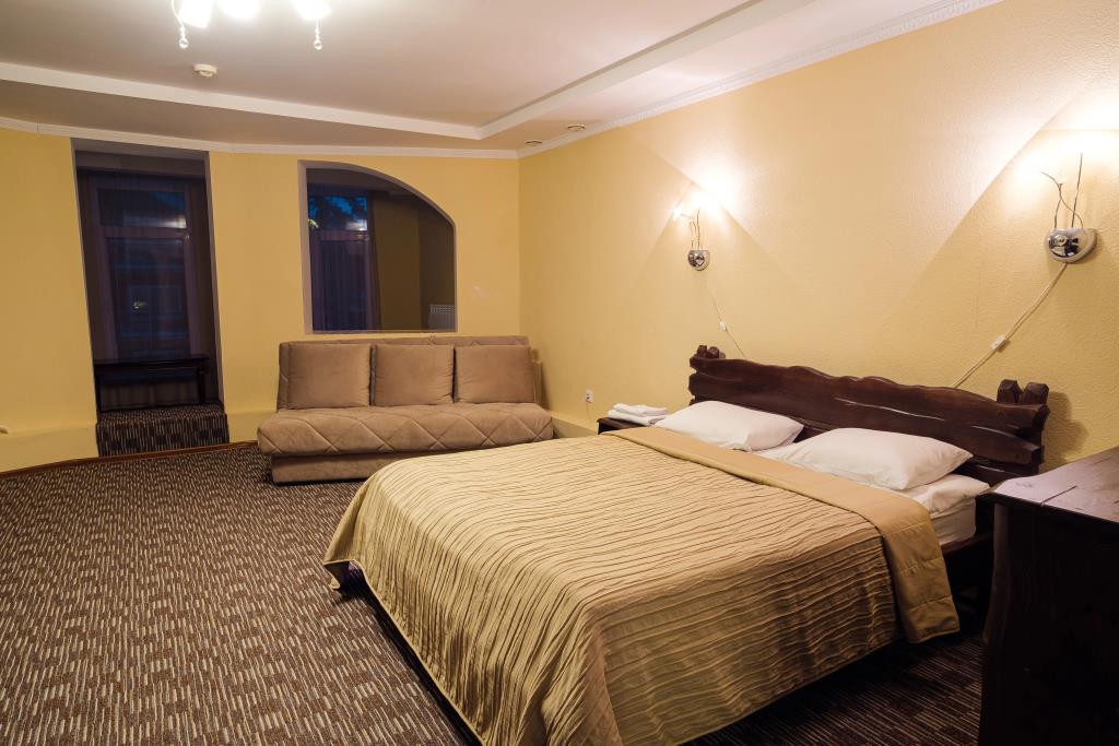 Kiya Hotel 0*