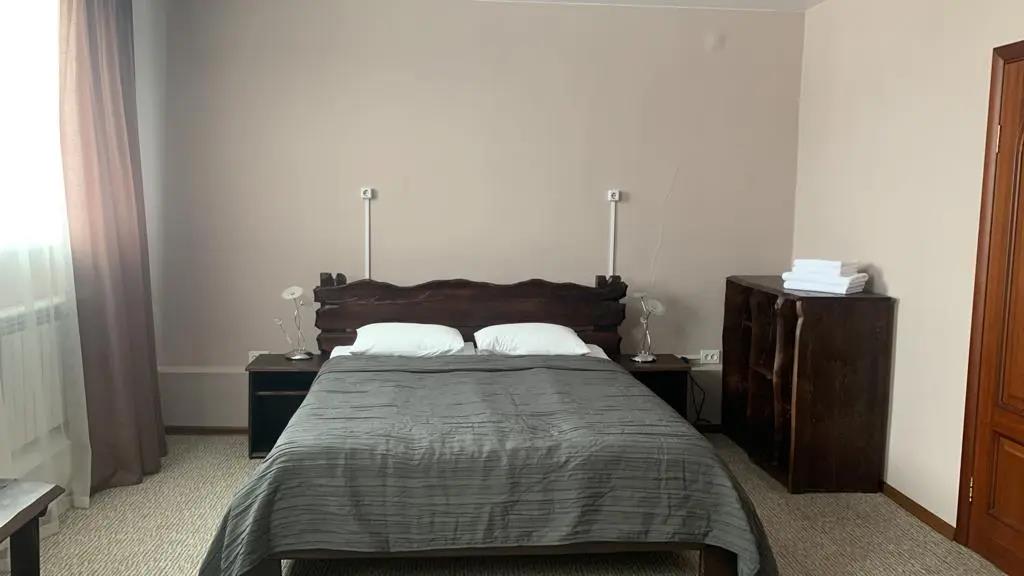 Kiya Hotel 0*