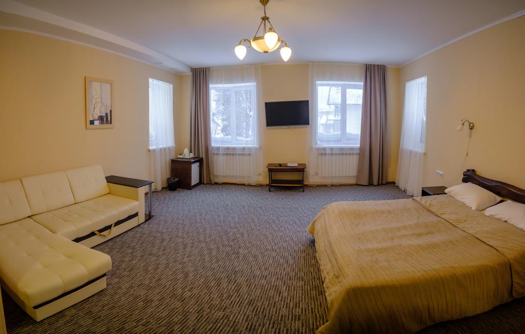 Kiya Hotel 0*