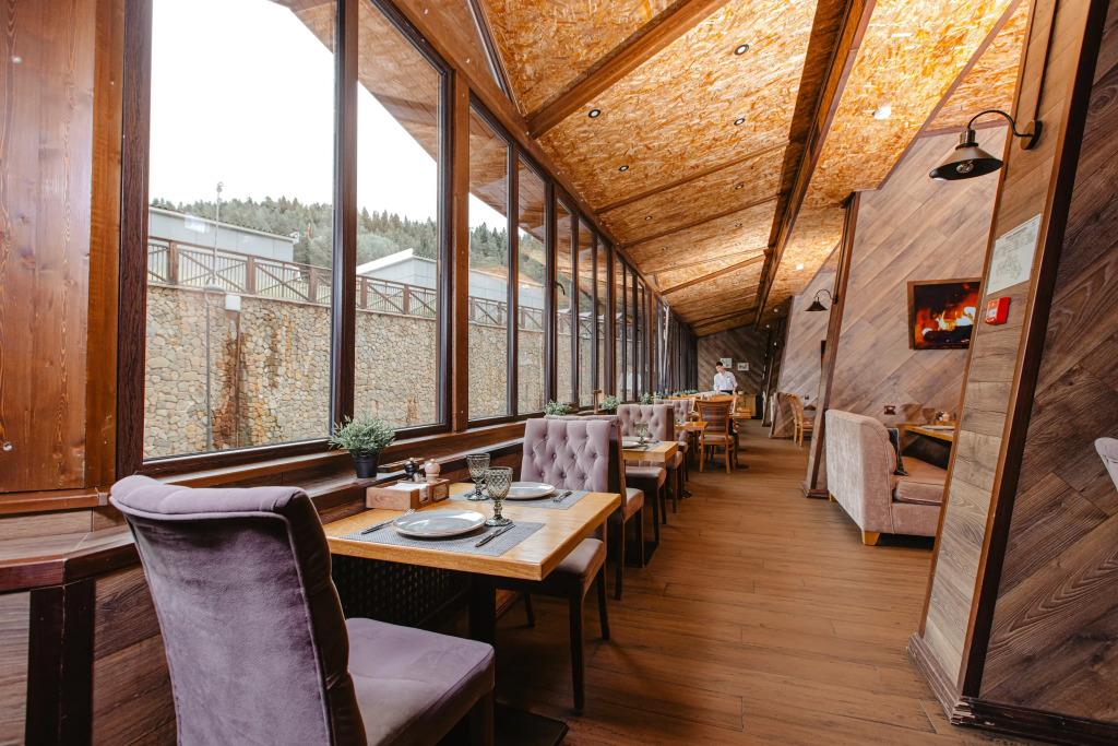 Vertikal Hotel 4*