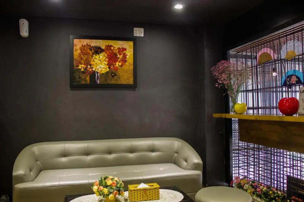 Sunny Serviced Apartment 0*