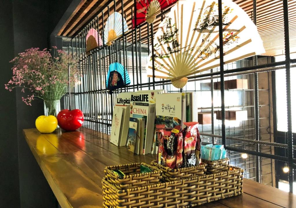 Sunny Serviced Apartment 0*