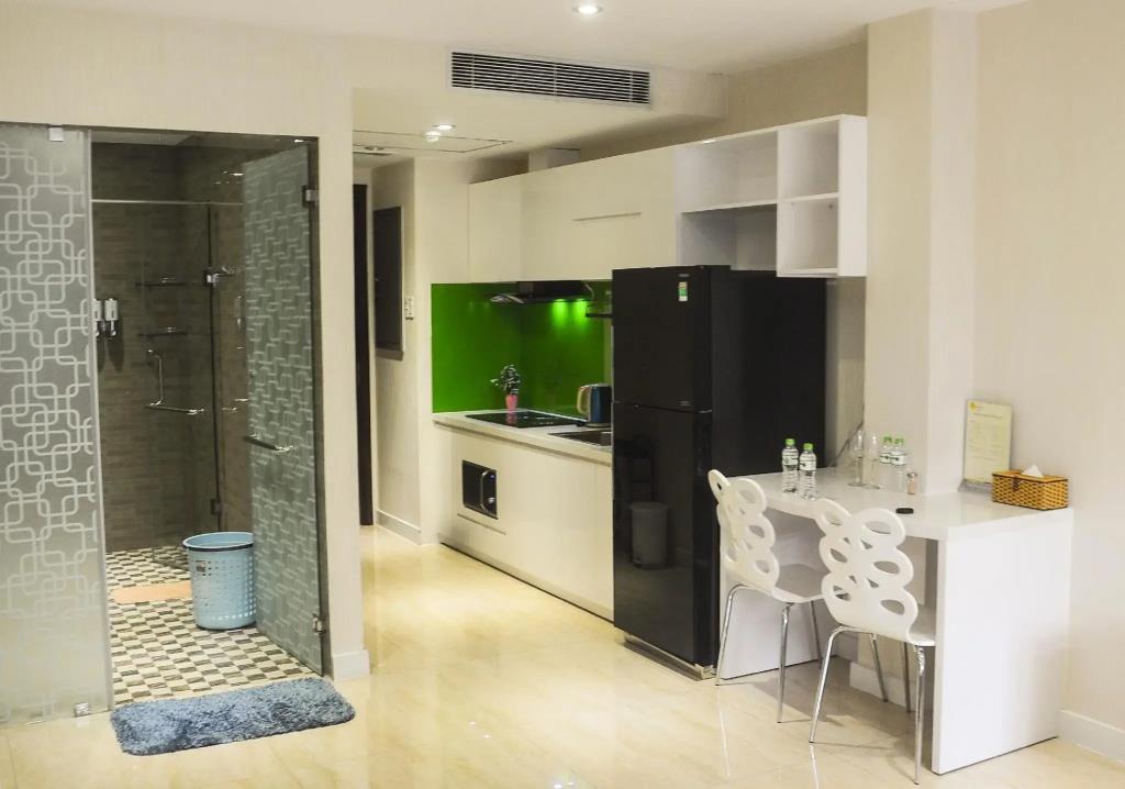 Sunny Serviced Apartment 0*