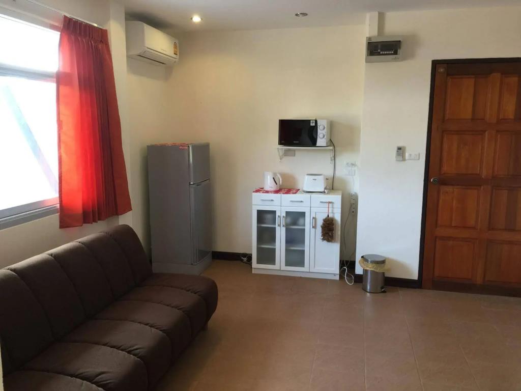 Merlin Plaza Apartments 0*