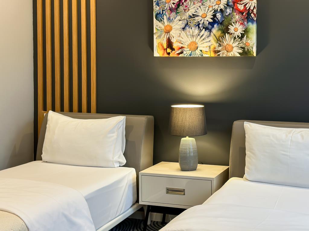 Silver 39 Corner  Hotel 4*