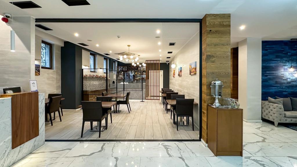Silver 39 Corner  Hotel 4*